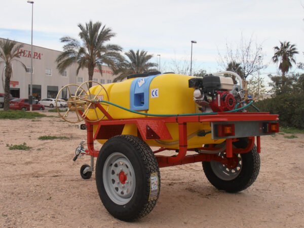 Trailed Sprayers for Off-Road Car - Image 2